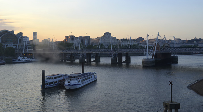 06a - Southbank Millenium bridge London Londres