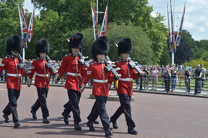 07 - Buckingham Palace troca da guarda Changing the Guard - London Londres