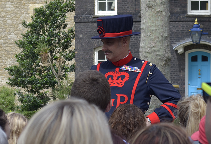02b - Tower of London Yeoman Warder Beefeaters Londres